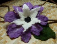 Как свалять цветок из шерсти