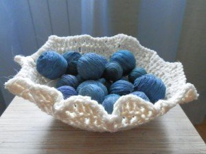 Вязаная ваза крючком