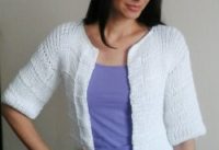 Вязаный жакет спицами