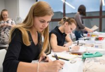 Как выучиться на модельера-конструктора Как выучиться на модельера-конструктора