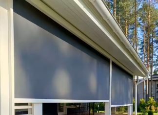 Уличные рулонные шторы: Как защитить пространство от ветра и создать идеальный уличный уют
