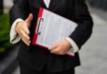 Что выгоднее: взять “лицензию под ключ” или разбираться самому?