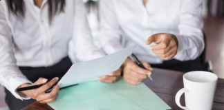 Завещание на клочке бумаги: имеет ли силу документ, написанный в зоне ЧС без нотариуса?