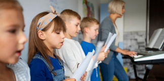 Современная музыкальная школа: путь к развитию слуха, ритма и уверенности